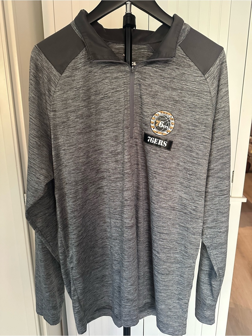 Fanatics Heather Gray Quarter-Zip Pullover, 76ers
